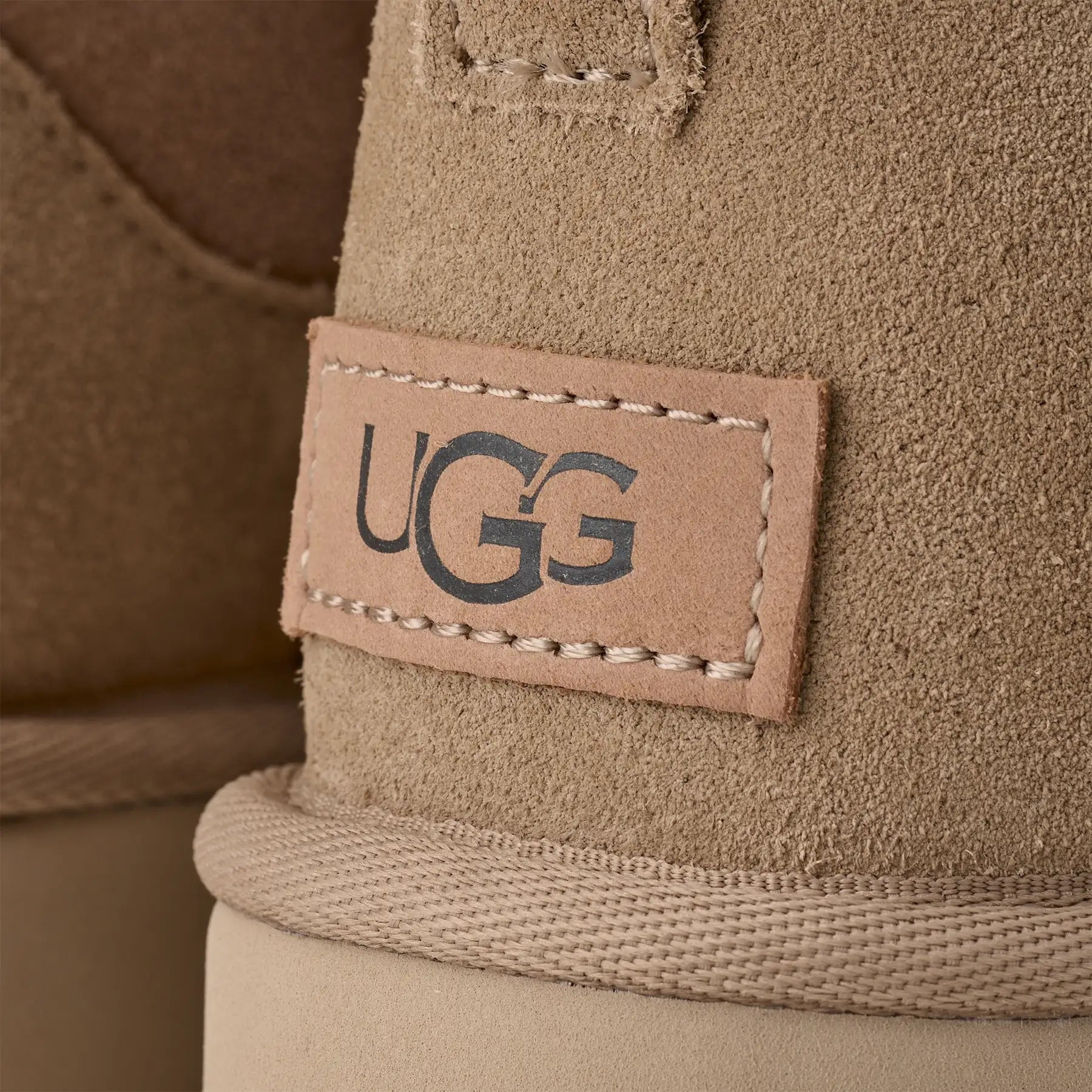 UGG Stivali Classic Ultra Mini Donna in Sand