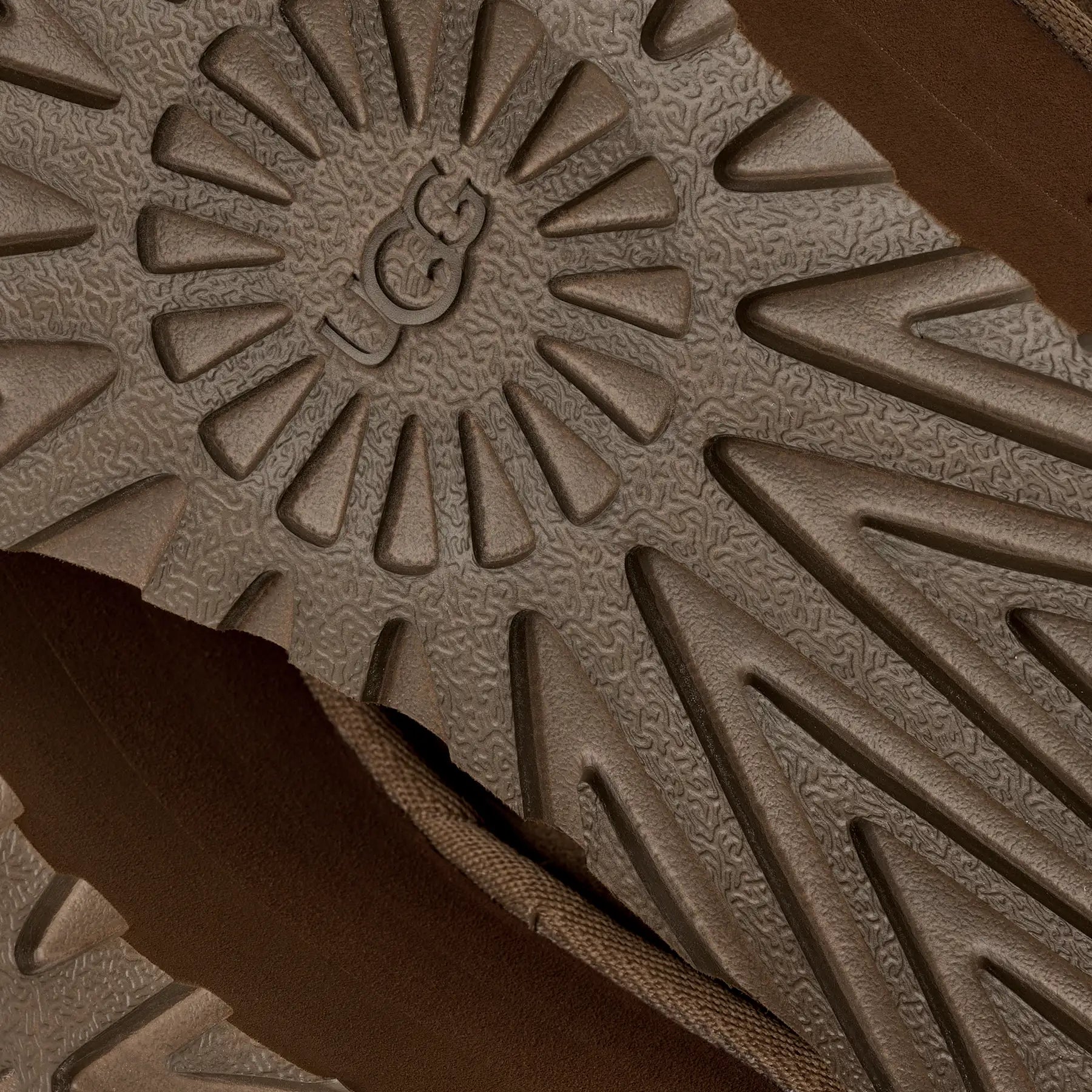 UGG Stivali Classic Ultra Mini Platform Donna in Light Bronze