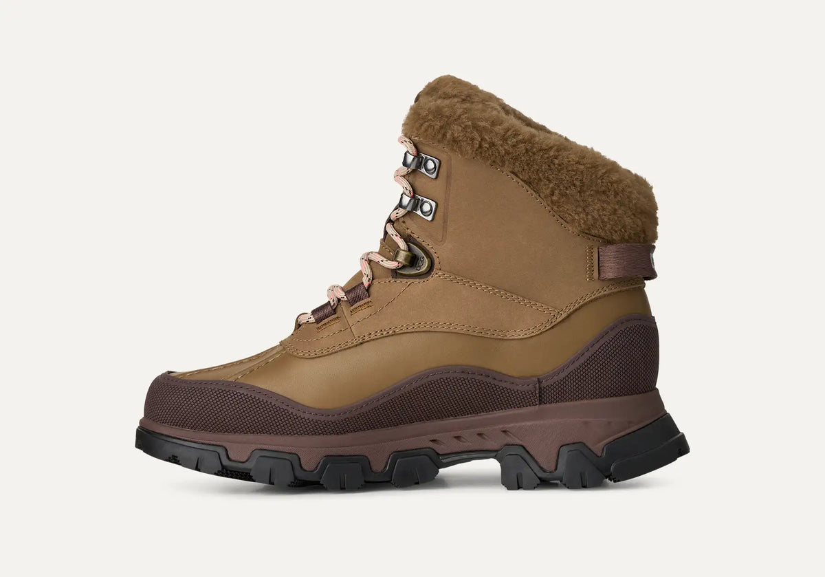 UGG Scarponcini da trekking Adirondack Meridian Donna in Light Bronze