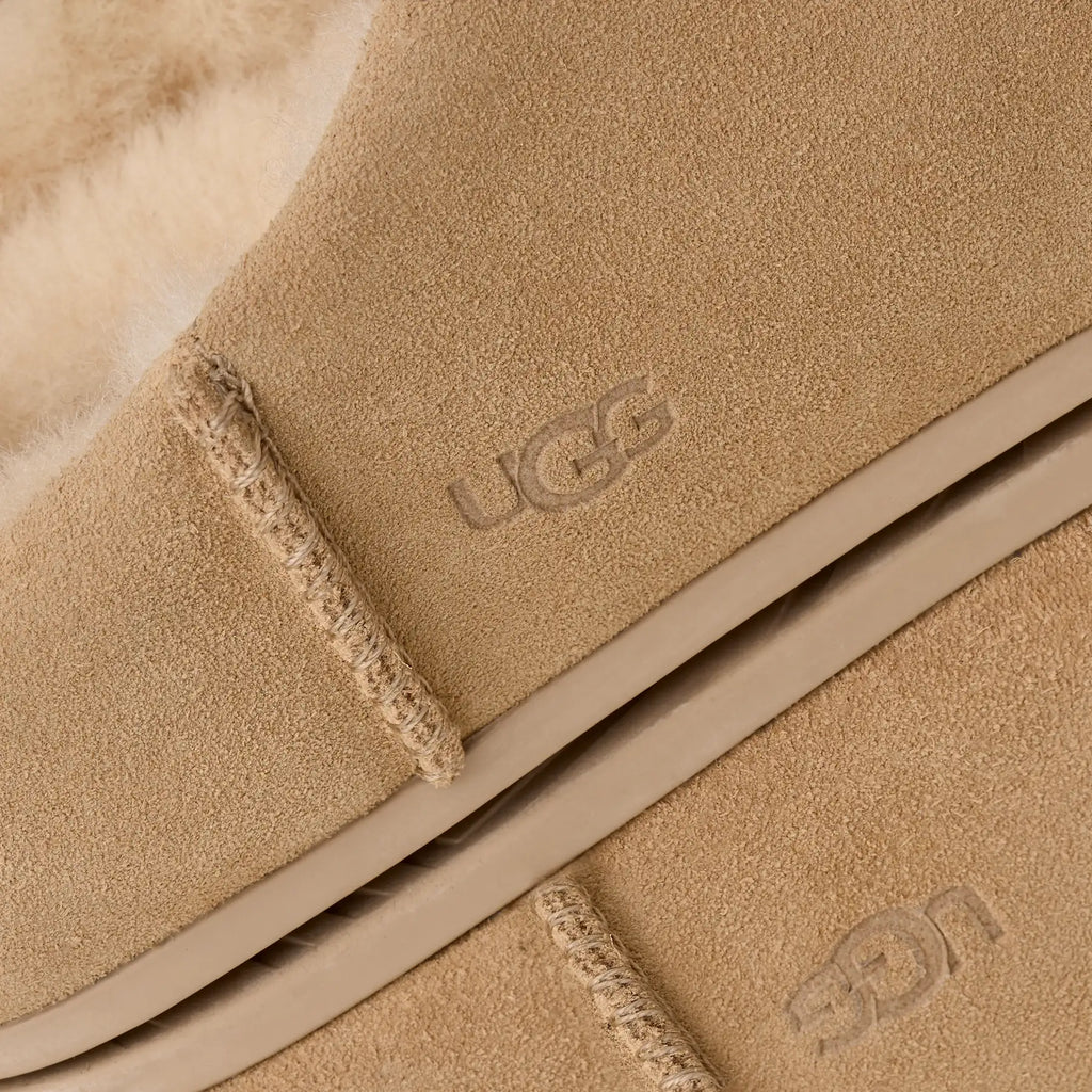UGG Elea Slip-On Donna in Sand