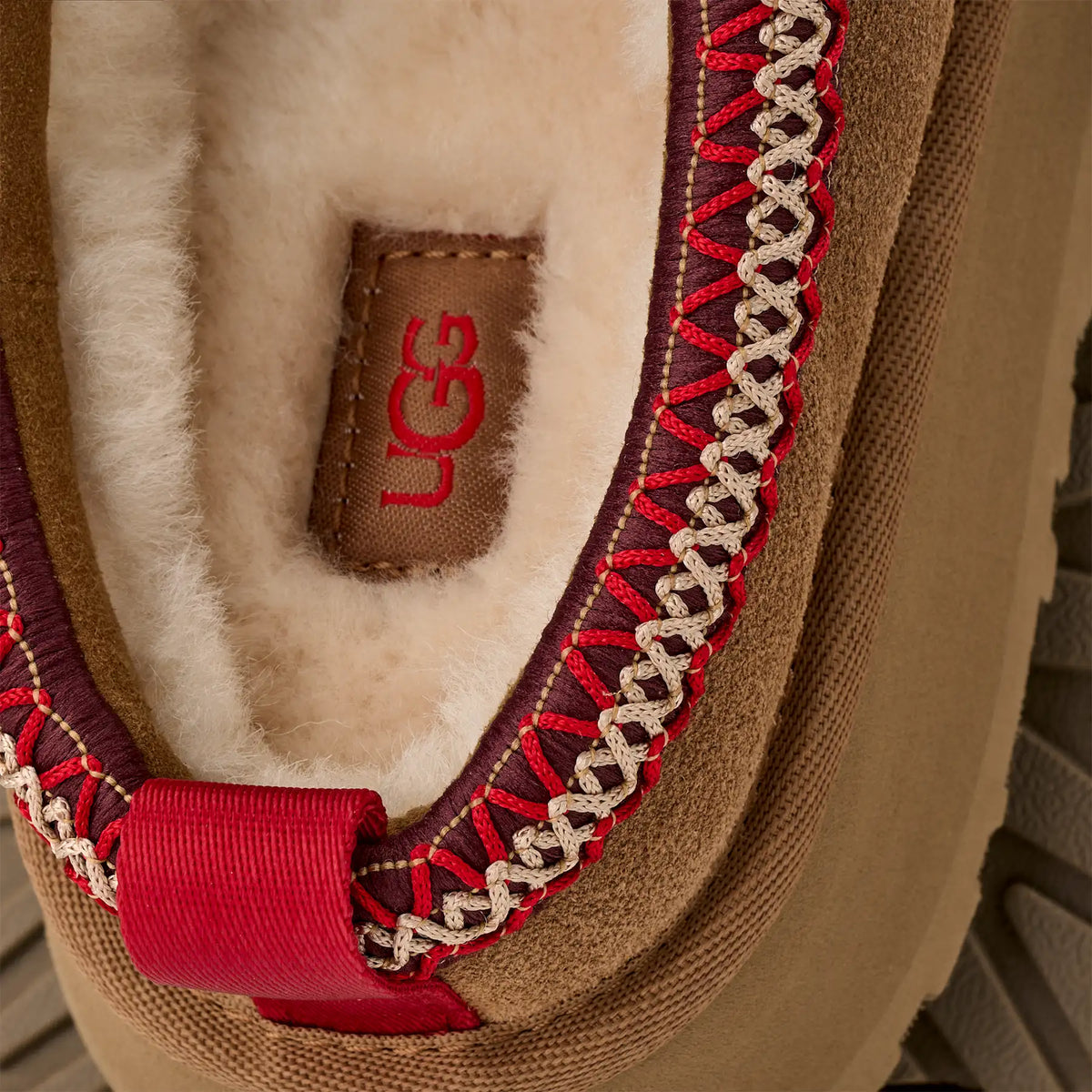 UGG Tazz II Donna in Chestnut