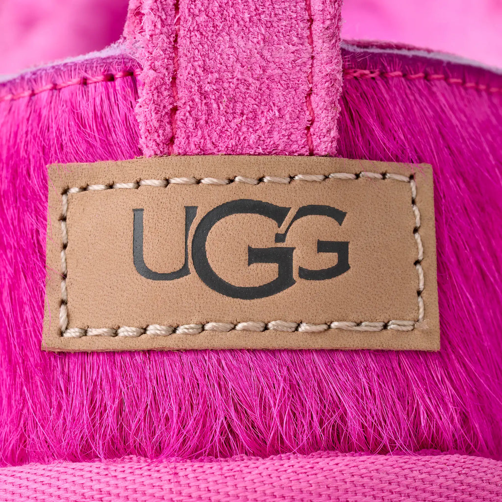 UGG Classic Micro Calf Hair Boot Donna in Bright Fuchsia