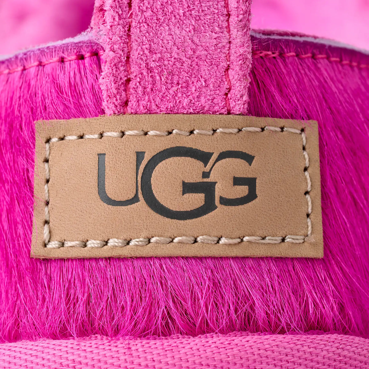 UGG Classic Micro Calf Hair Boot Donna in Bright Fuchsia