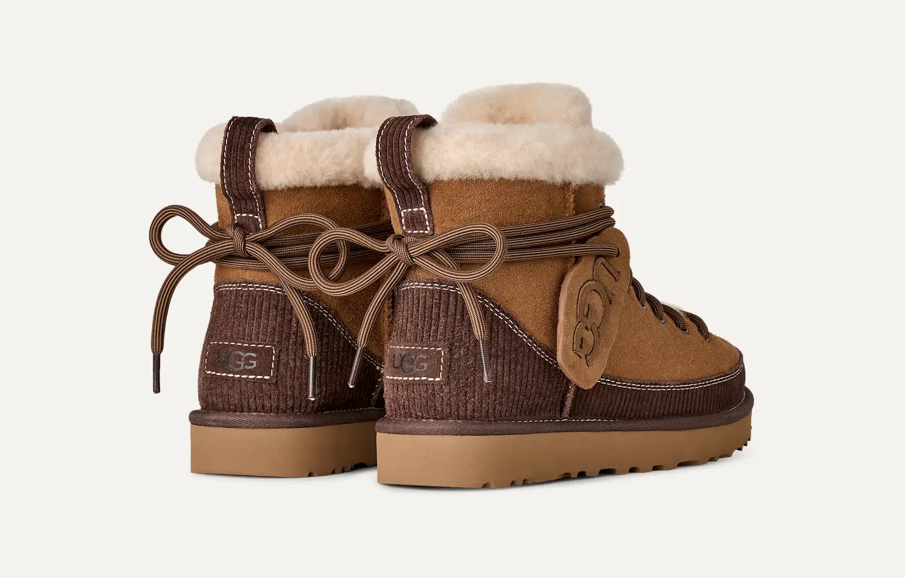 UGG Stivali Classic Heritage stringati Donna in Chestnut