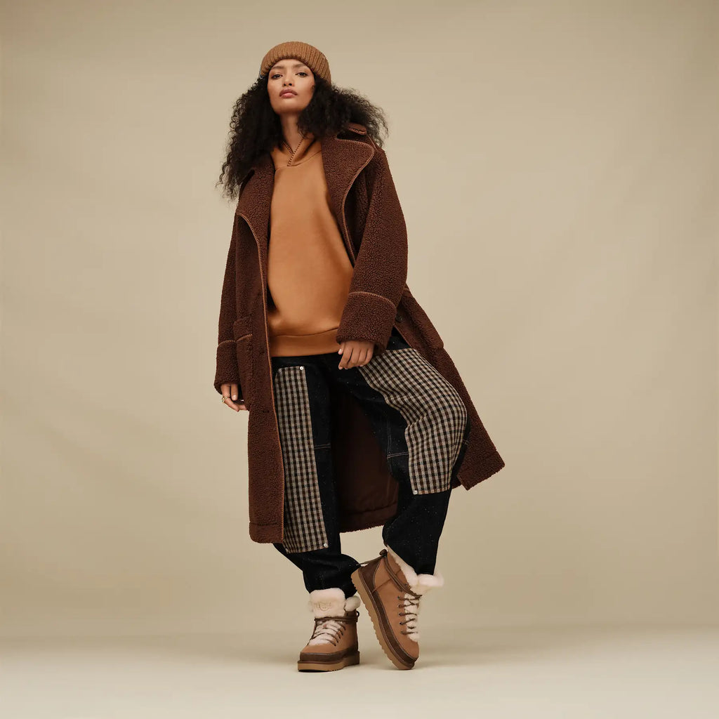 UGG Stivali Classic Heritage stringati Donna in Chestnut