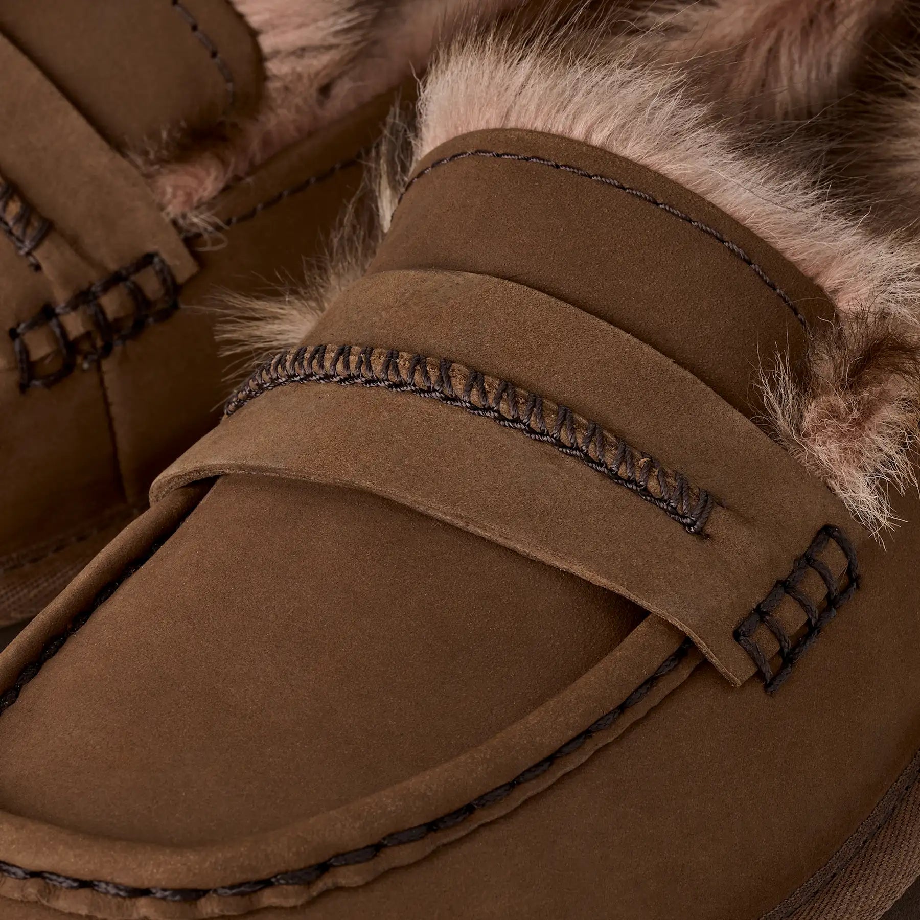 UGG Mocassini Ellis Nubuck Donna in Dark Chestnut