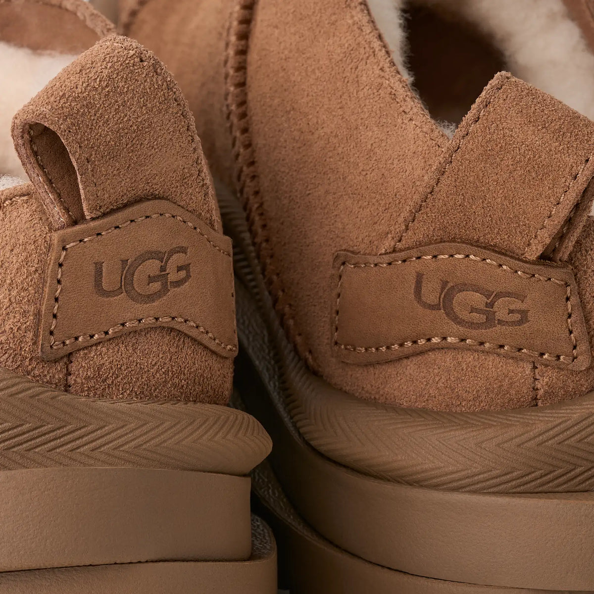 UGG Stivali Classic Micro Distort Donna in Chestnut