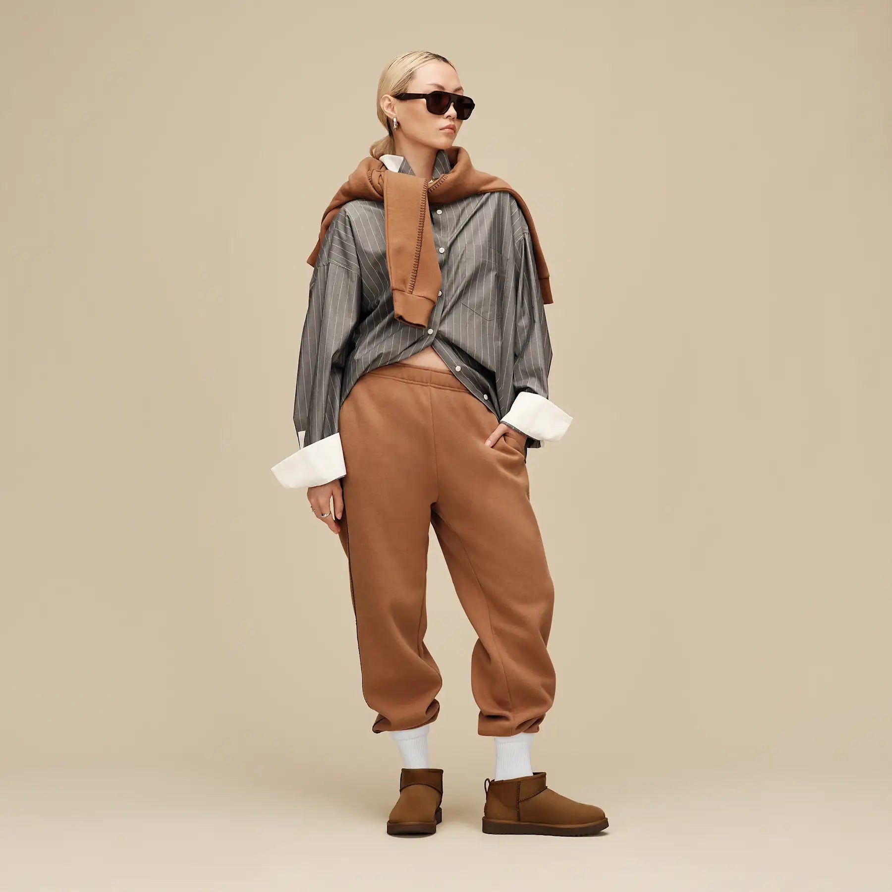 UGG Stivali Classic Ultra Mini Nubuck Donna in Dark Chestnut