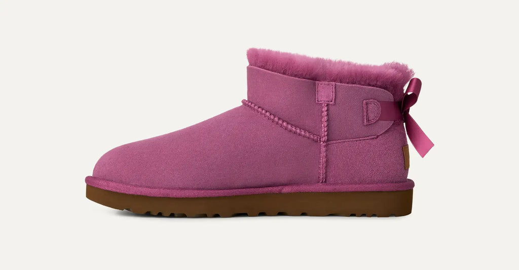 UGG Stivali Ultra Mini Bailey Bow Donna in Dark Winterberry