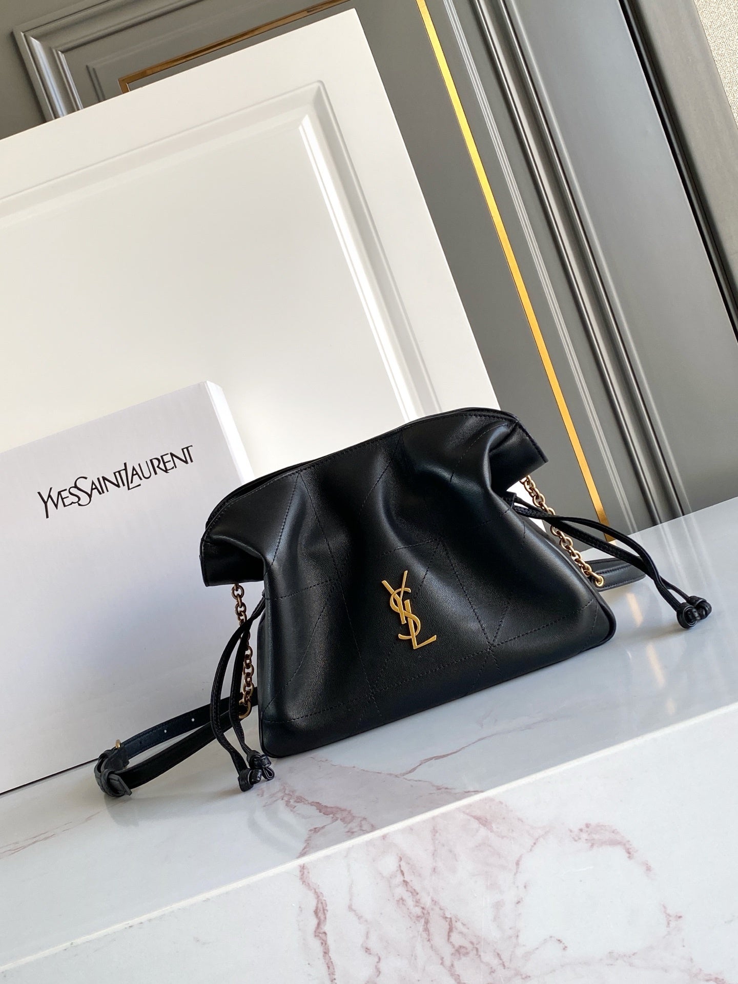 JAMIE BLACK – Accessorio premium elegante