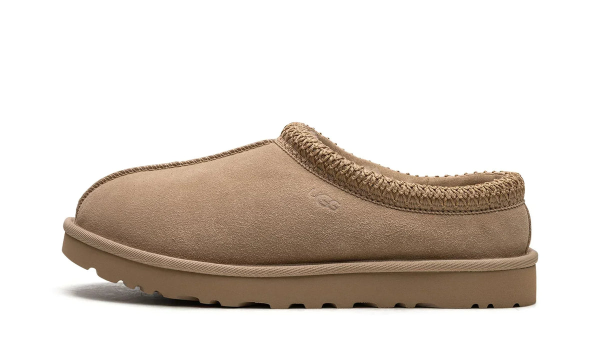 TASMAN Sand