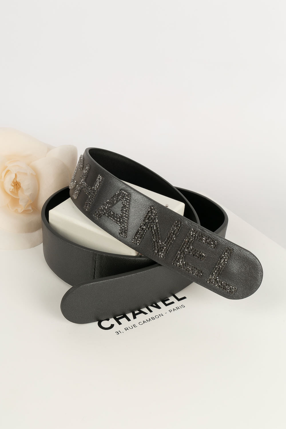 Ceinture en cuir Chanel – Accessorio premium elegante