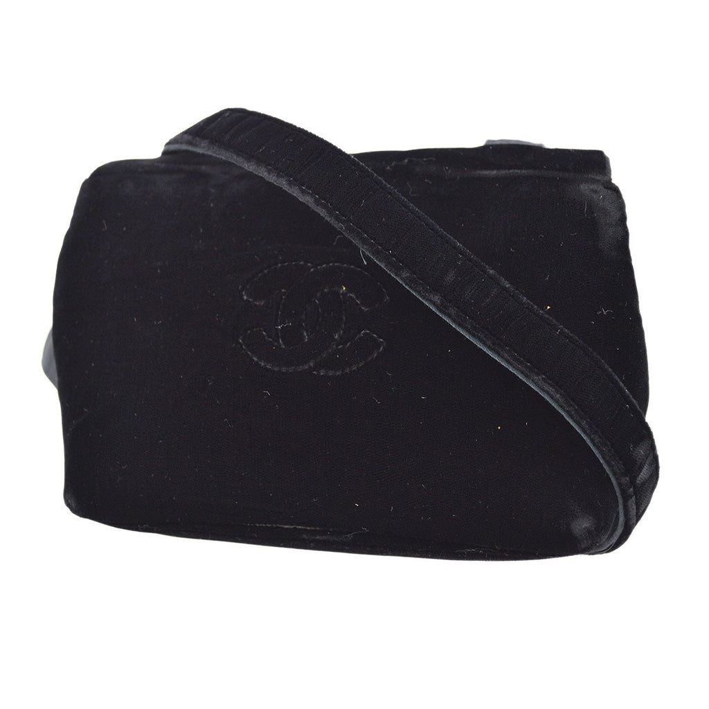 CHANEL 1991-1994 Camellia Crossbody Bag Black Velvet – Accessorio premium elegante