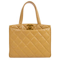 CHANEL 1994-1996 Beige Caviar Tote Bag – Accessorio premium elegante