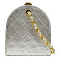 CHANEL 1989-1991 Kisslock Shoulder Bag Micro – Accessorio premium elegante