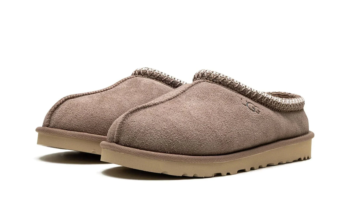 Tasman Slipper Caribou