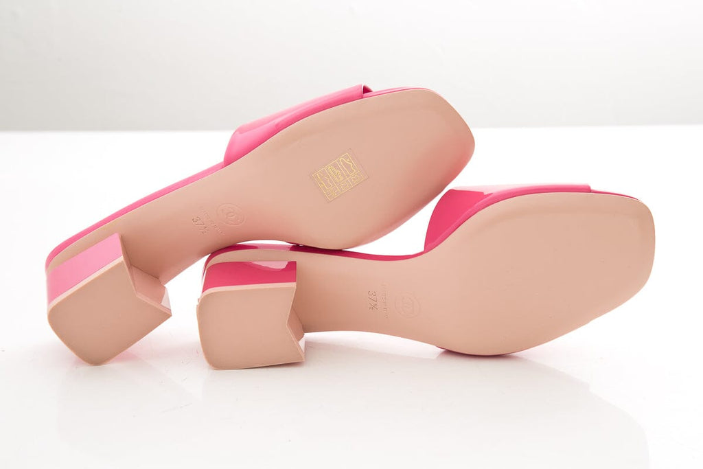 Chanel 2022 SS Pink CC Sandal Mules SZ 37.5