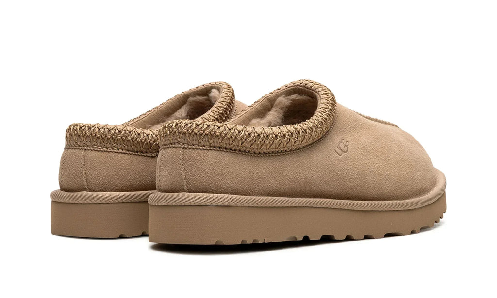 TASMAN Sand