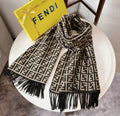 Sciarpa Fendi – Accessorio premium elegante
