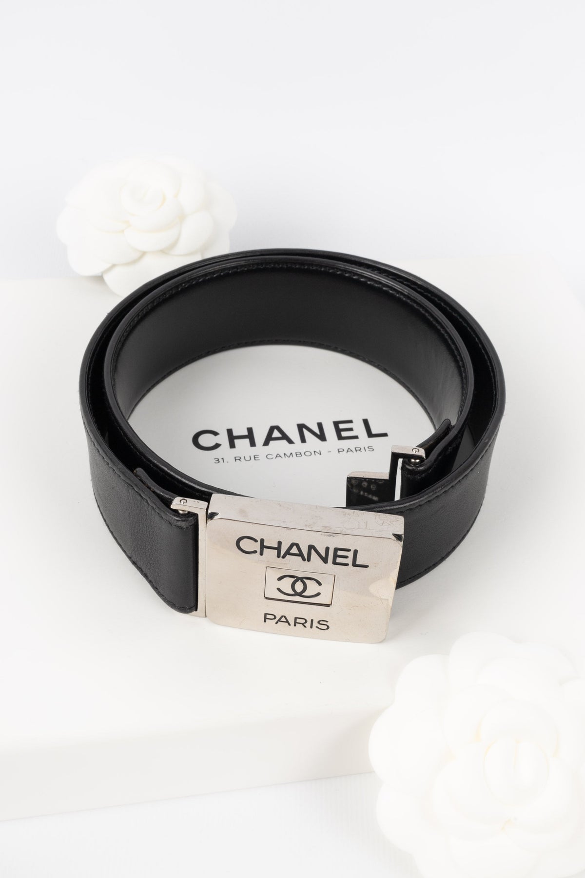 Ceinture en cuir Chanel Automne 1996 – Accessorio premium elegante