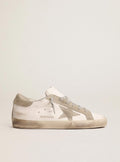 Golden Goose Super-Star Uomo con Stella e Talloncino in Suede Grigio