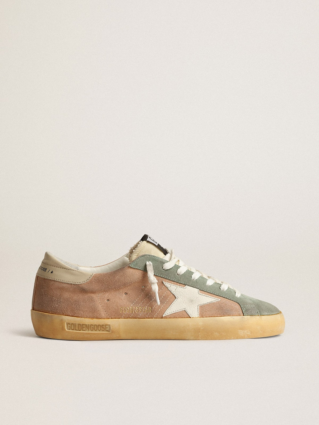 Golden Goose Super-Star Uomo in Suede Marrone e Verde con Stella in Nappa Bianca