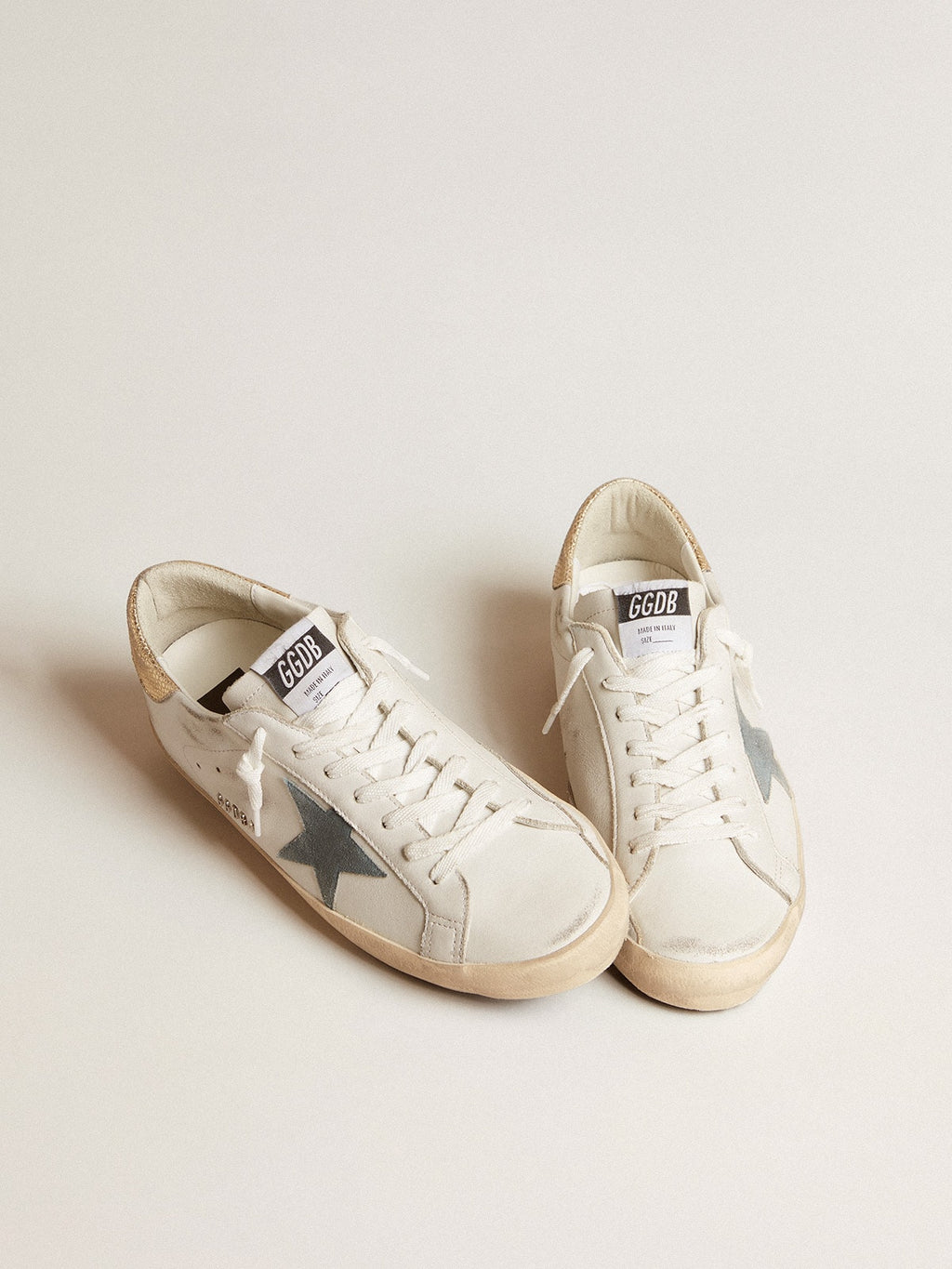 Golden Goose Super-Star Uomo con Stella in Suede e Talloncino in Pelle Pitonata Platino