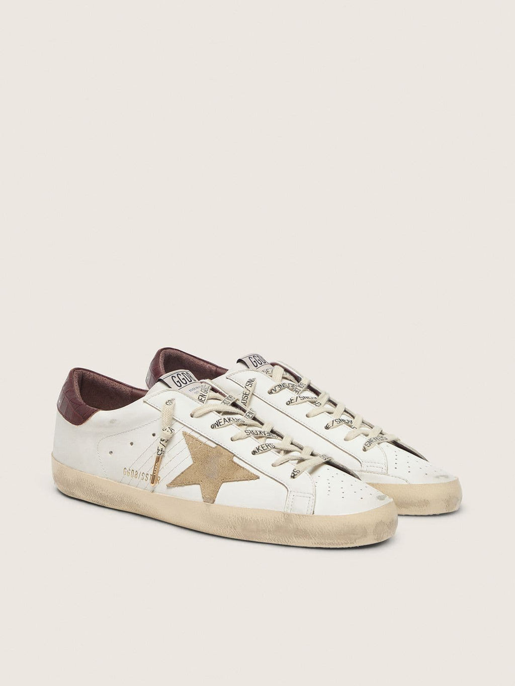 Golden Goose Super-Star Uomo con Stella in Suede Sabbia e Talloncino in Pelle Cocco Rossa