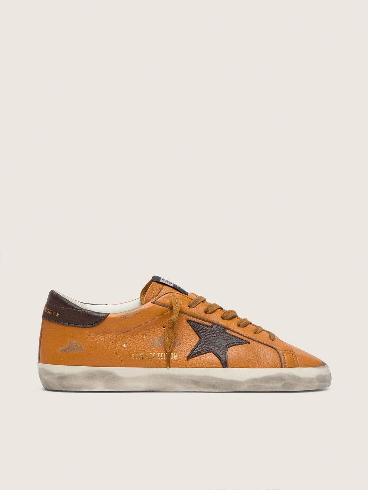 Golden Goose Super-Star Ltd Uomo in Pelle Arancione con Stella Marrone