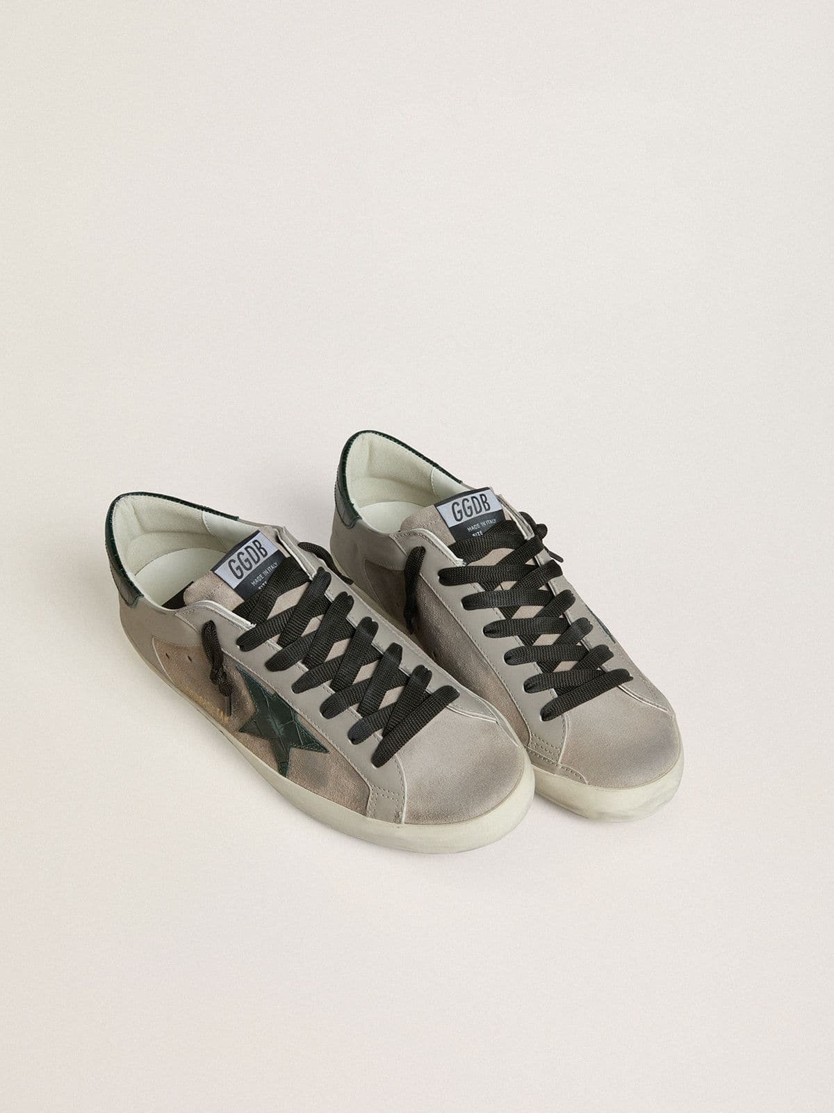 Golden Goose Super-Star Uomo in Nappa e Suede con Stella in Pelle Coccodrillo Verde