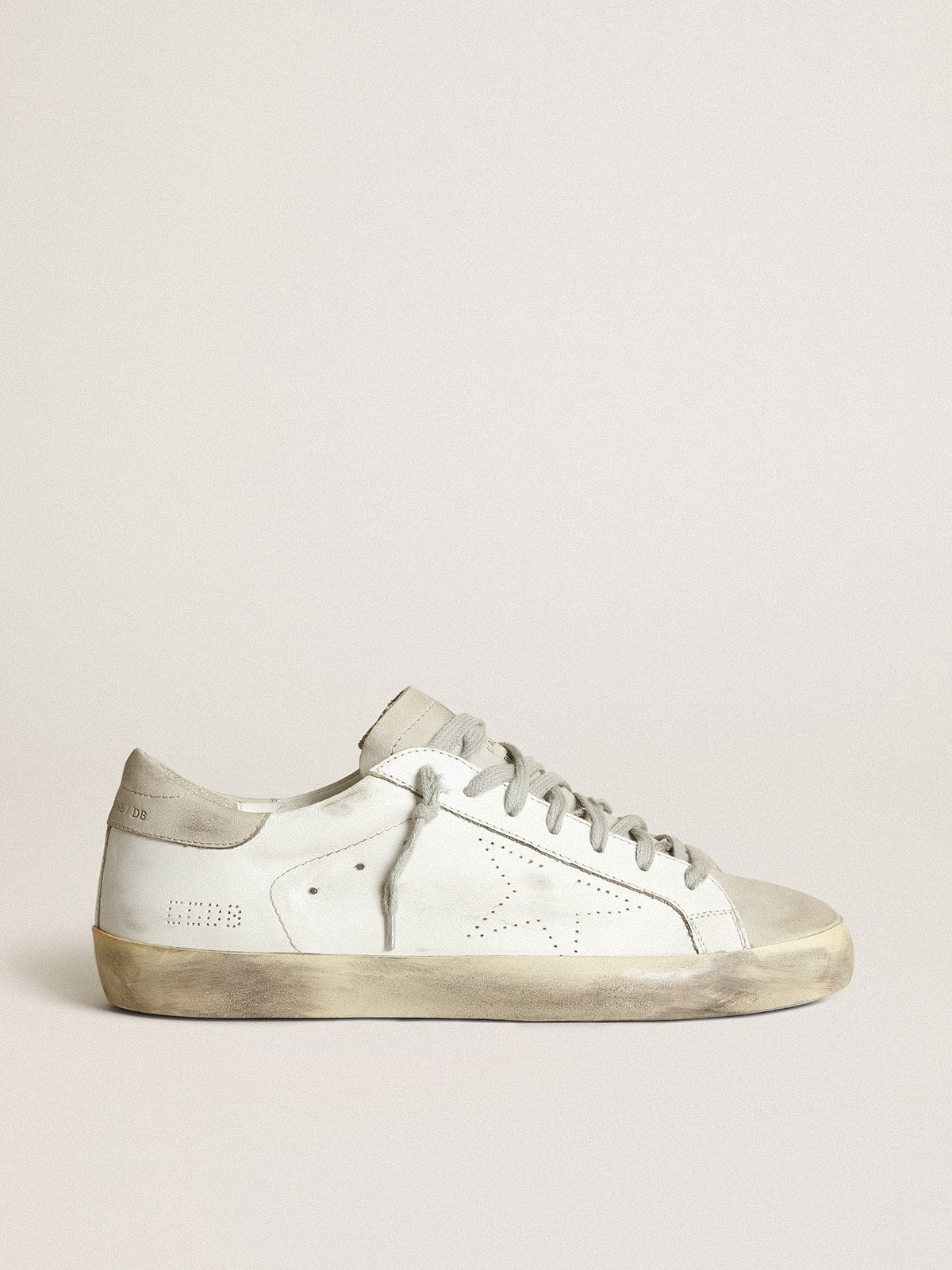 Golden Goose Super-Star Uomo con Stella Traforata e Talloncino Grigio Ghiaccio