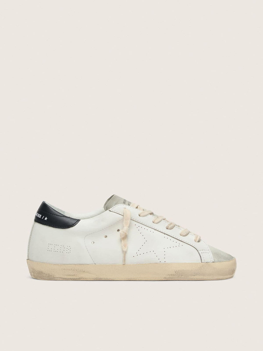 Golden Goose Super-Star Uomo in Pelle Bianca con Stella Traforata