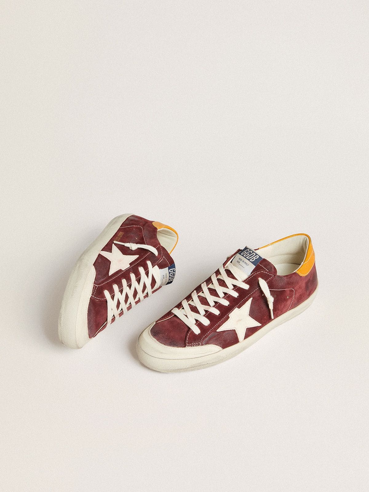 Golden Goose Super-Star Uomo in Suede Color Mattone con Stella in Pelle Bianca e Talloncino Effetto Animalier