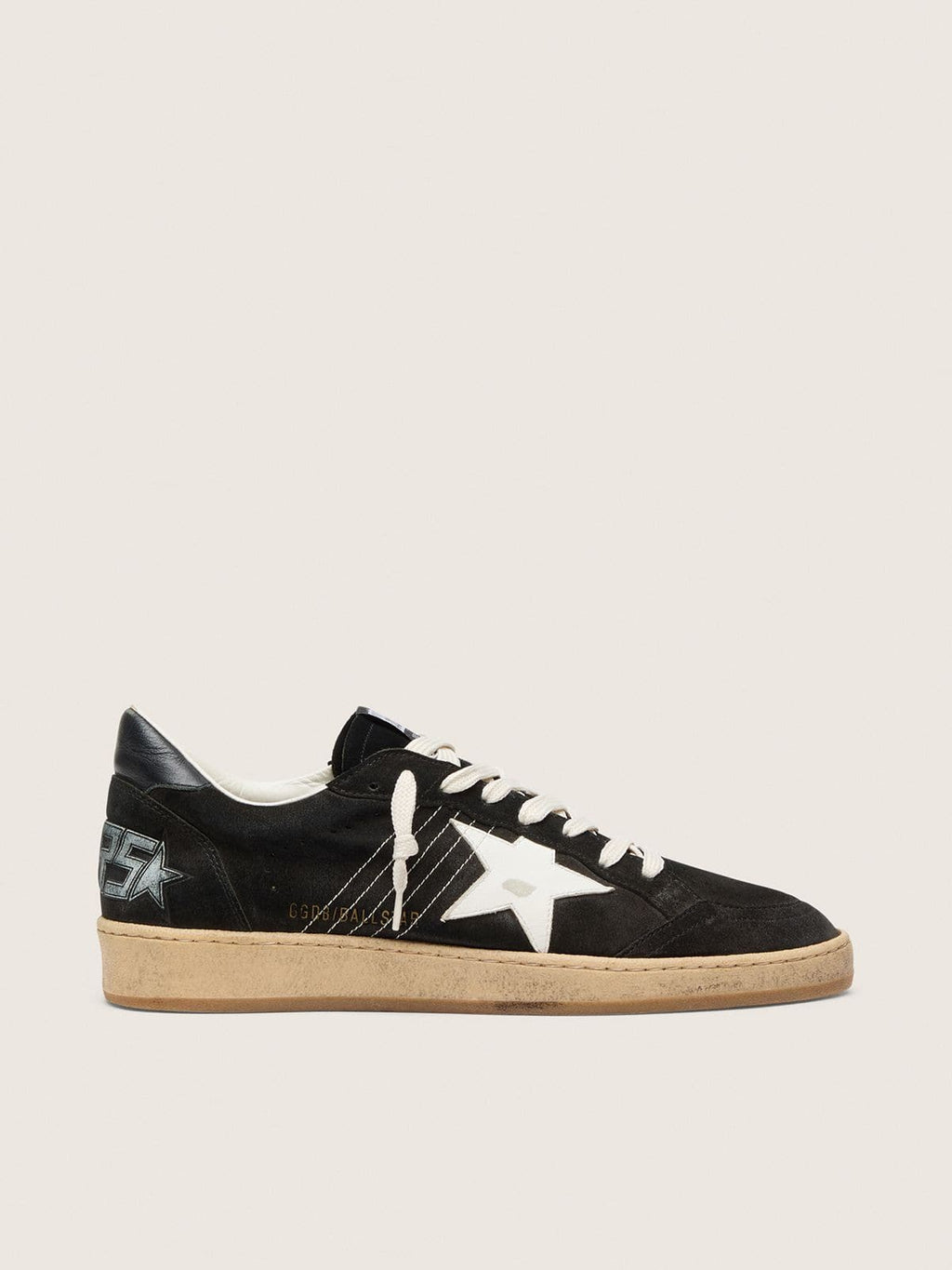 Golden Goose Ball Star Uomo in Suede Nero con Stella in Pelle Bianca