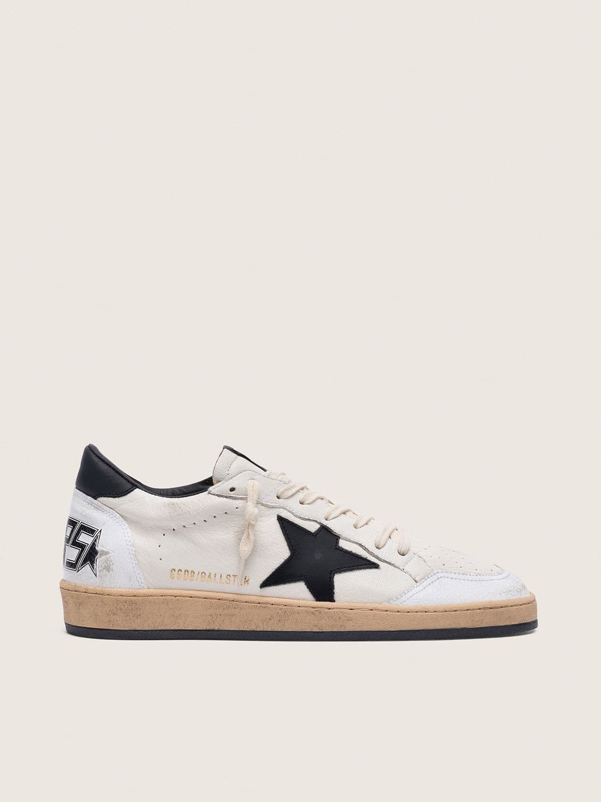 Golden Goose Ball Star Uomo in Nappa Bianca e Stella Nera