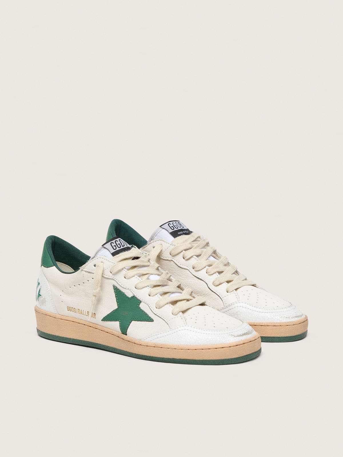 Golden Goose Ball Star Wishes Uomo in Nappa Bianca con Stella e Talloncino in Pelle Verde