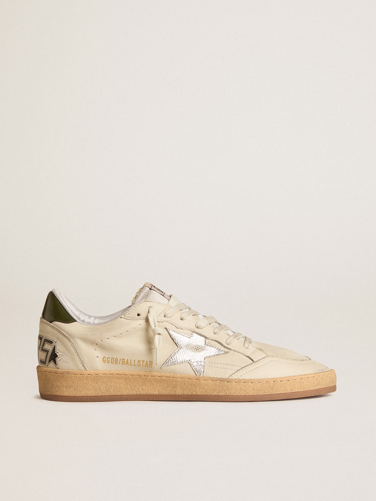 Golden Goose Ball Star Uomo con Stella in Pelle Argento e Talloncino in Pelle Verde