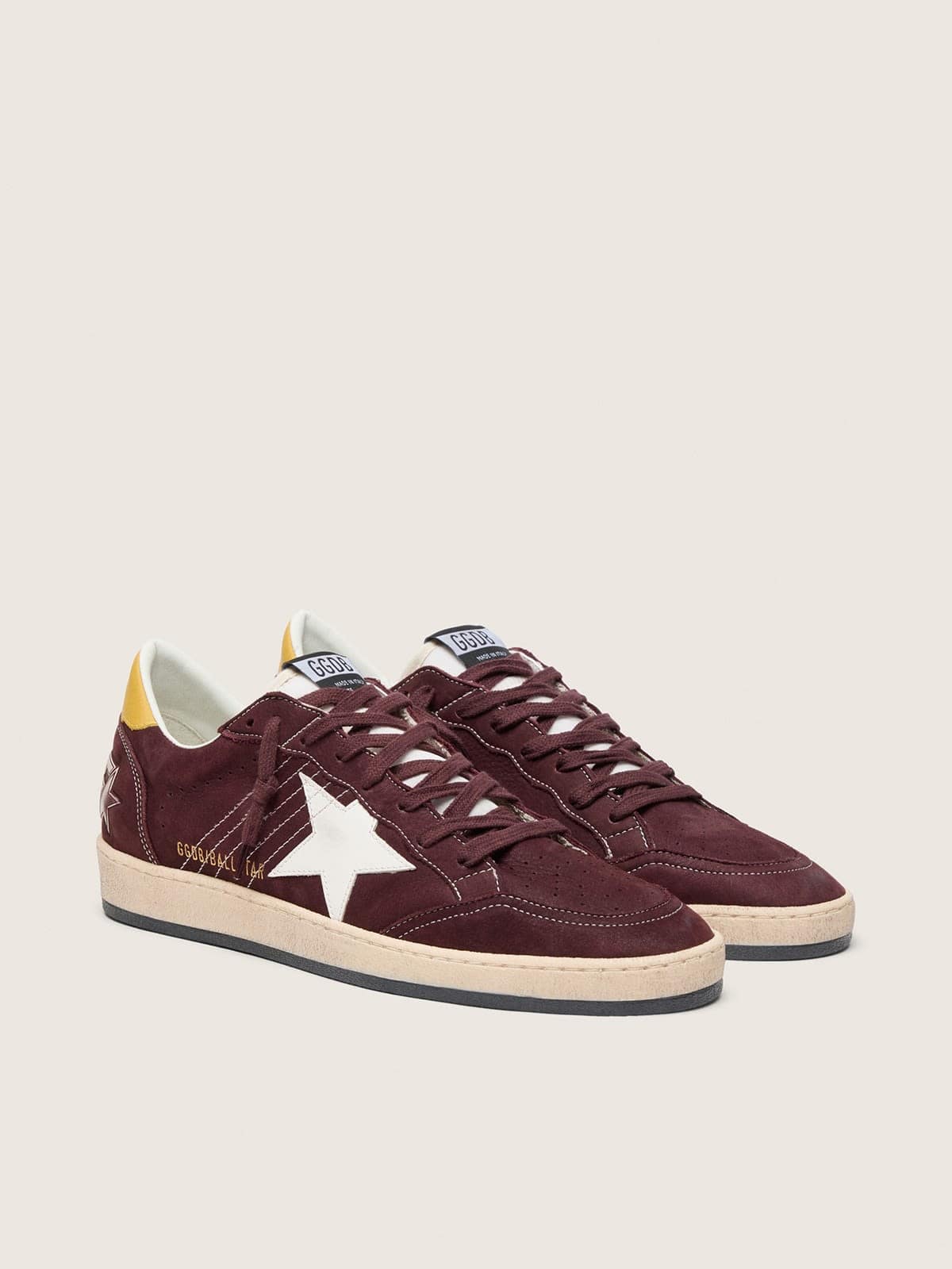 Golden Goose Ball Star Uomo in Nabuk Cioccolato con Stella e Talloncino in Pelle