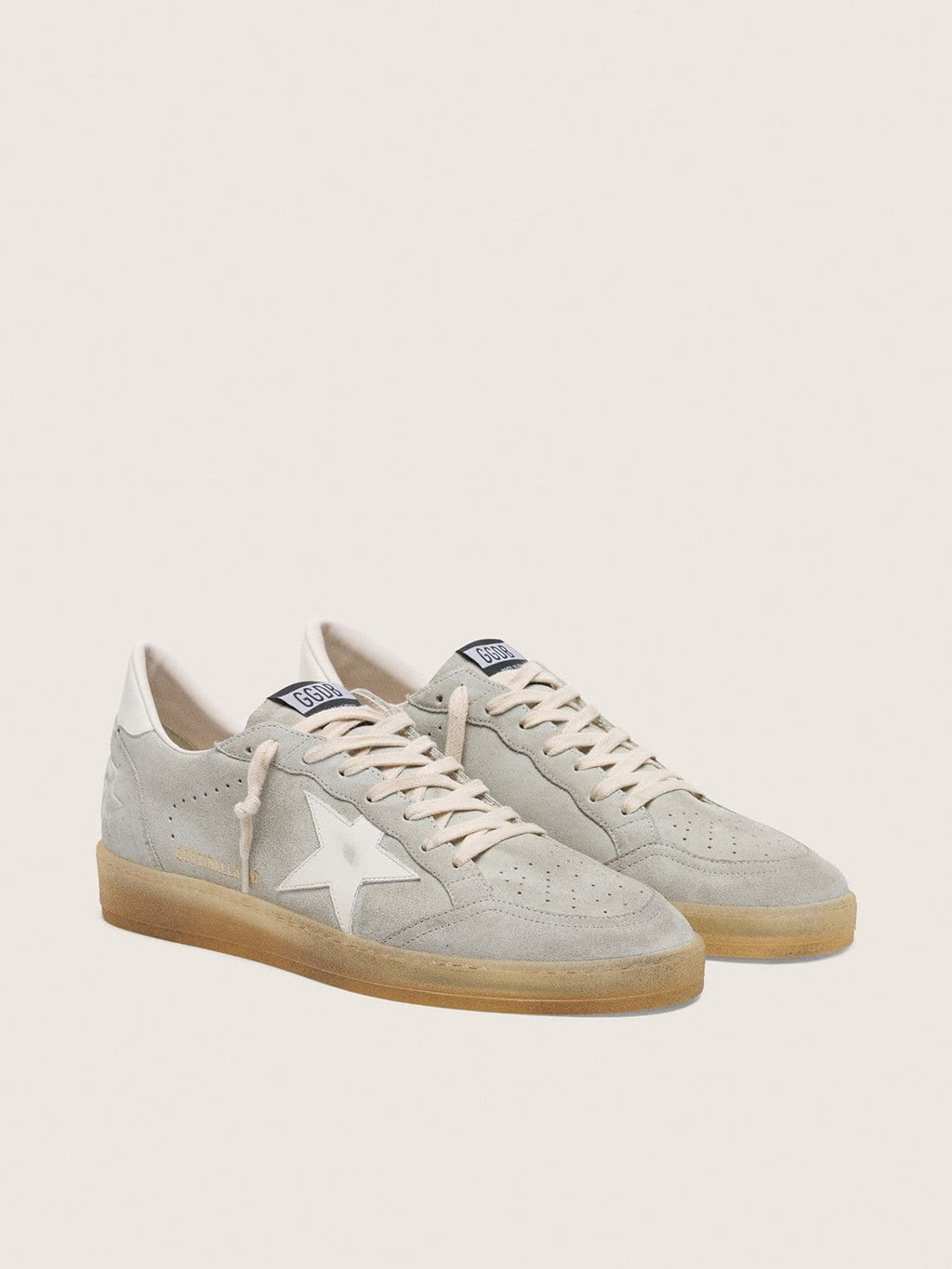 Golden Goose Ball Star Uomo in Suede Grigio Chiaro con Stella in Pelle Bianca
