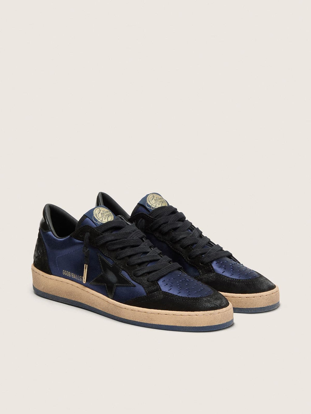 Golden Goose Ball Star Ltd Uomo in Suede Blu Scuro e Nero con Stella Nera