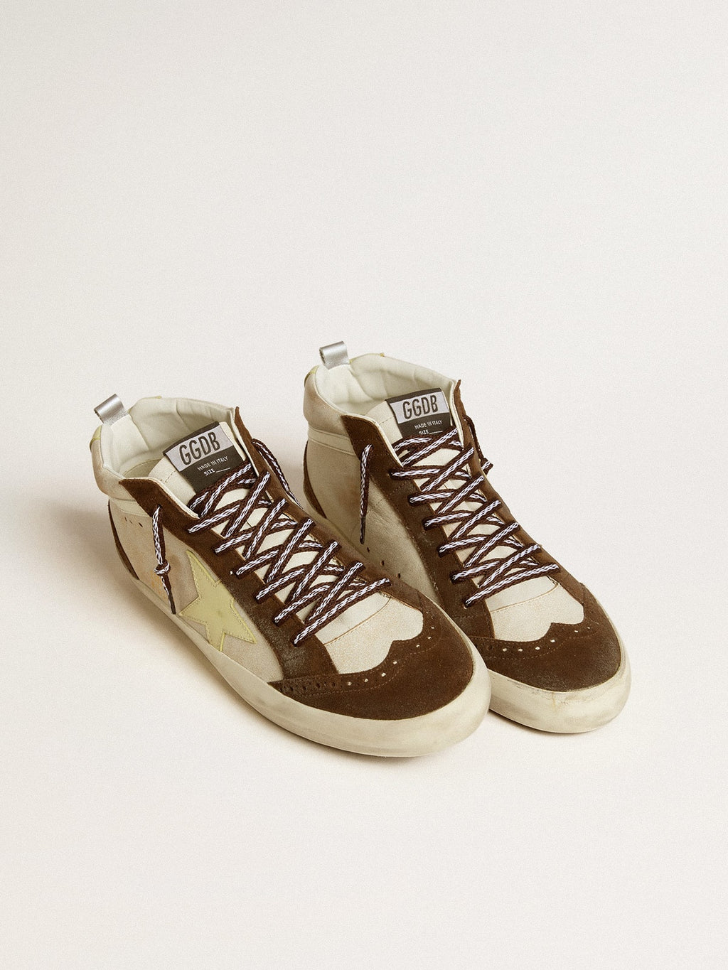 Golden Goose Mid Star Uomo in Glitter Beige con Stella in Suede Giallo e Virgola in Cotone