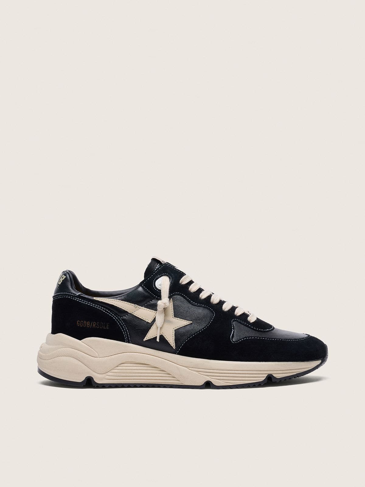 Golden Goose Running Sole Uomo in Nappa e Suede Neri con Stella Bianca