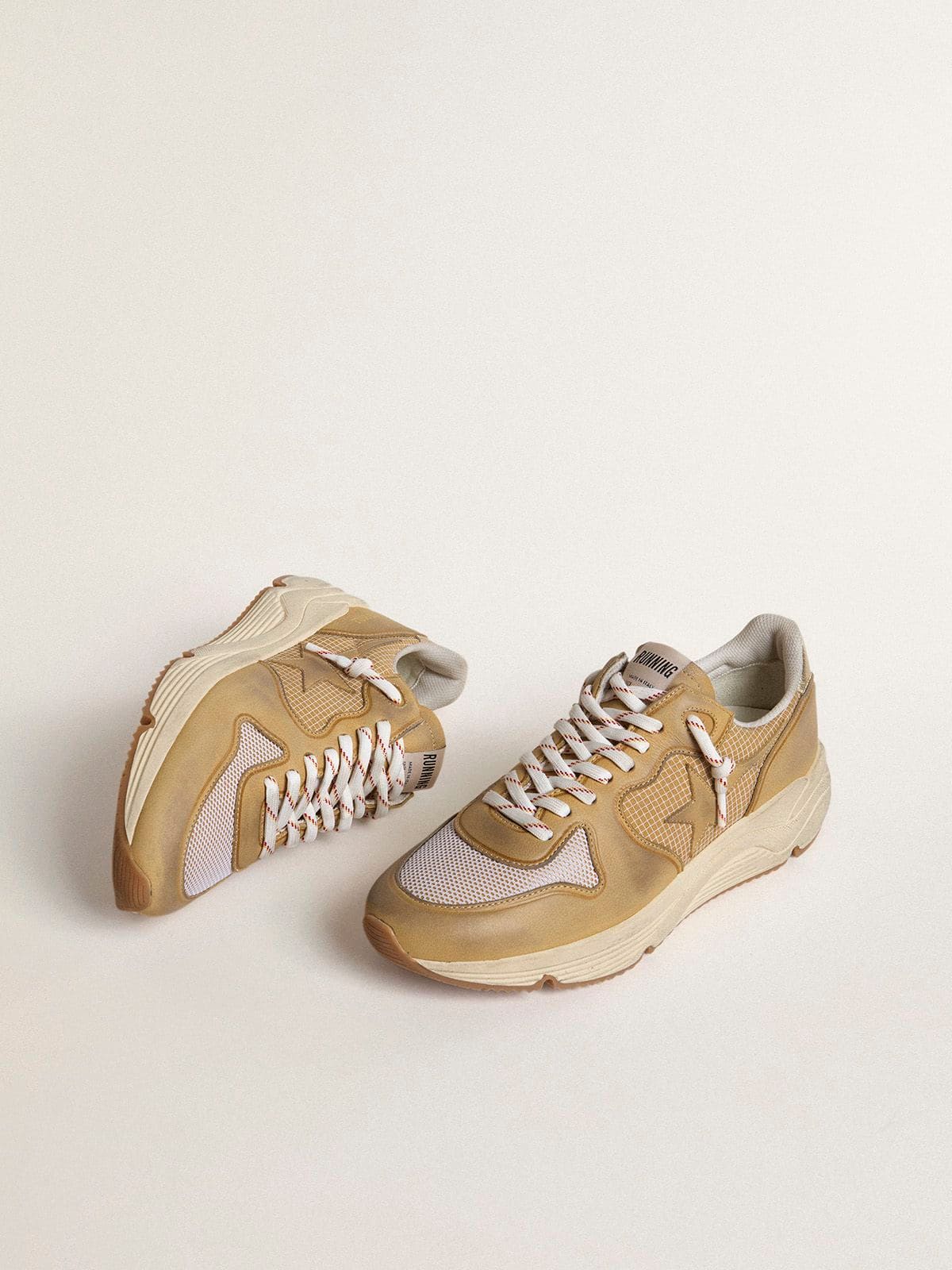 Golden Goose Running Sole in Pelle Nabuk Beige con Stella in Pelle Beige
