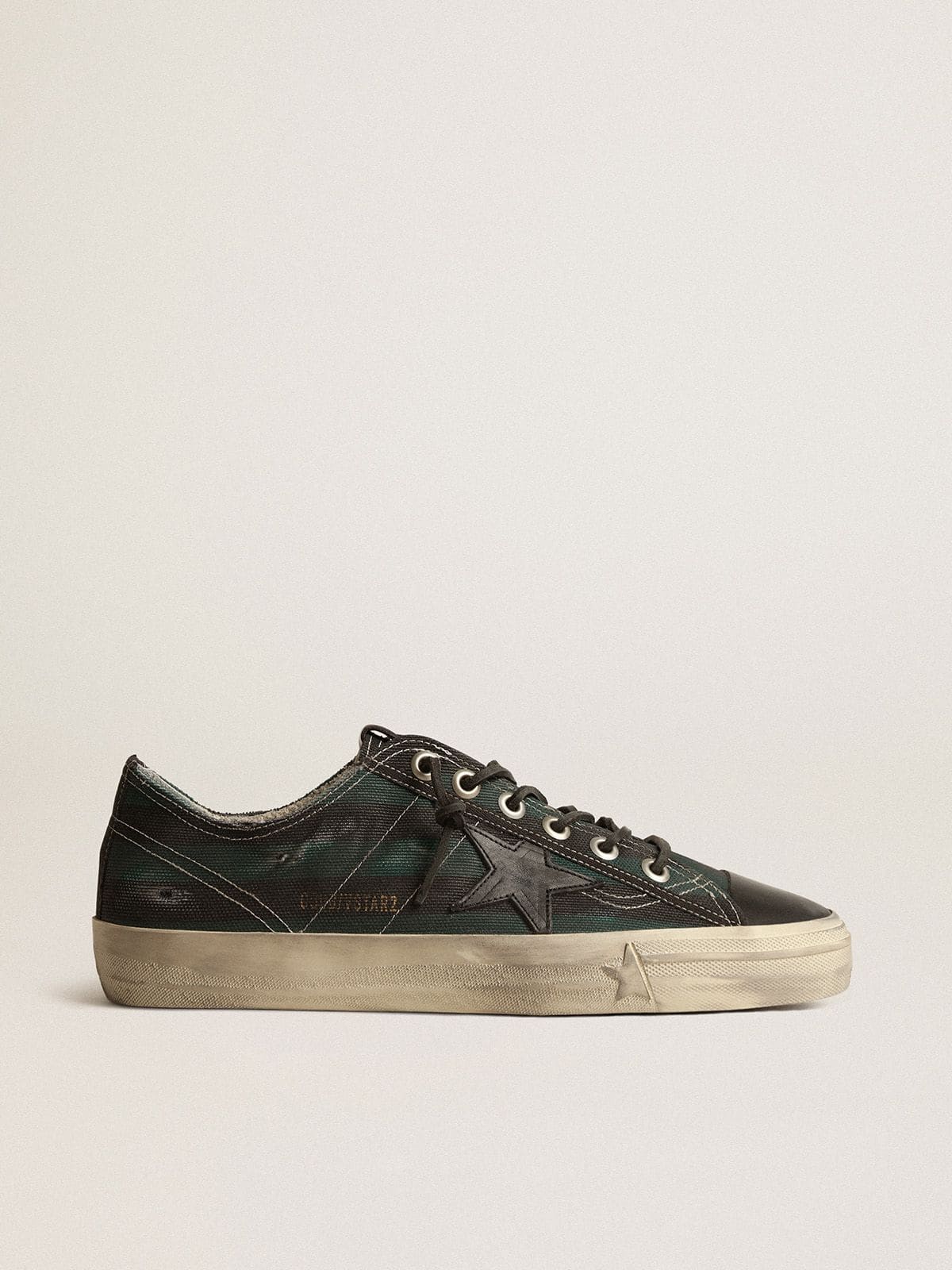 Golden Goose V Star Uomo in Canvas A Righe Nere e Verdi con Stella e Punta in Pelle Nera
