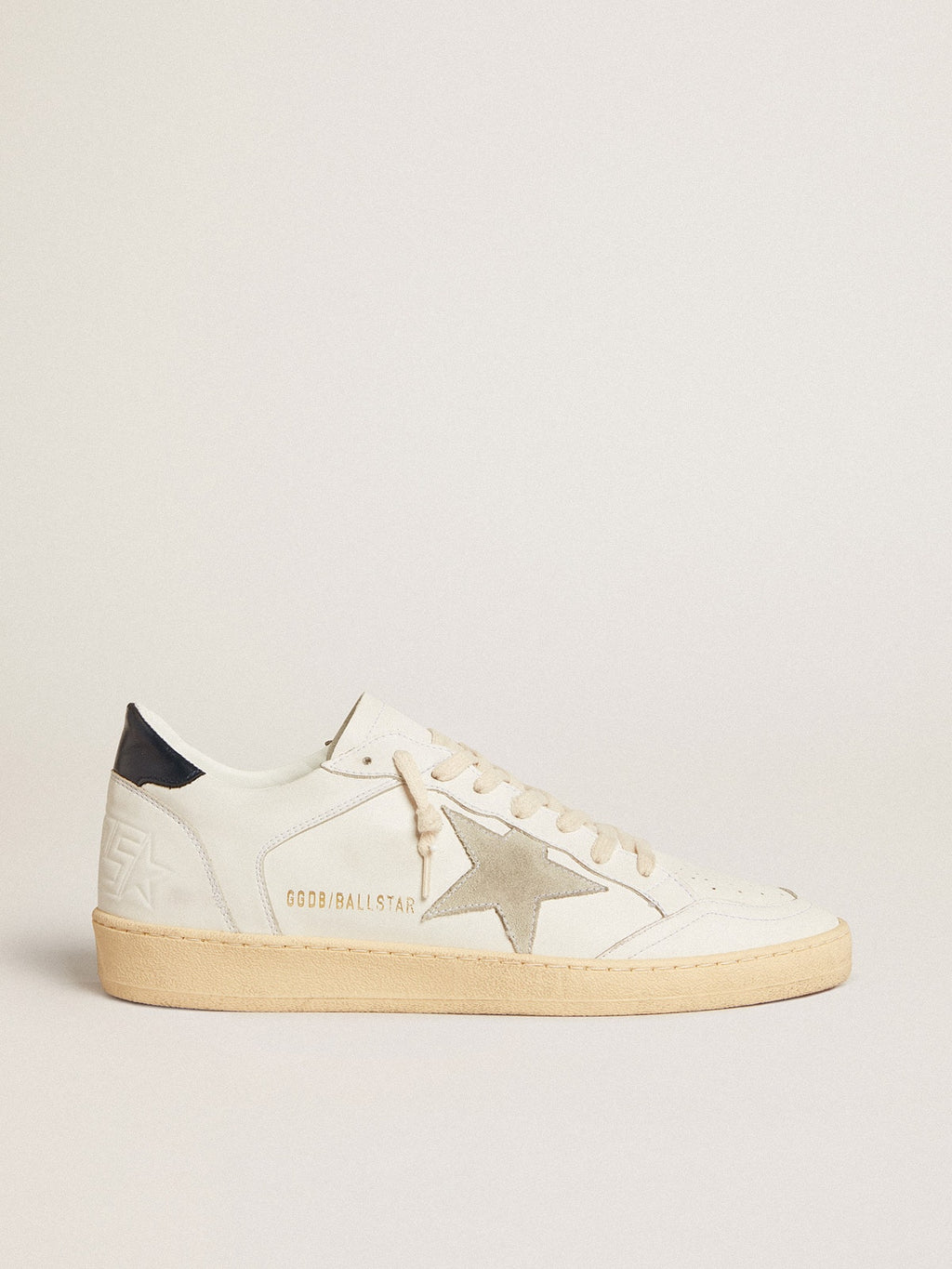 Golden Goose Ball Star con Stella in Suede Ghiaccio e Talloncino in Pelle Blu