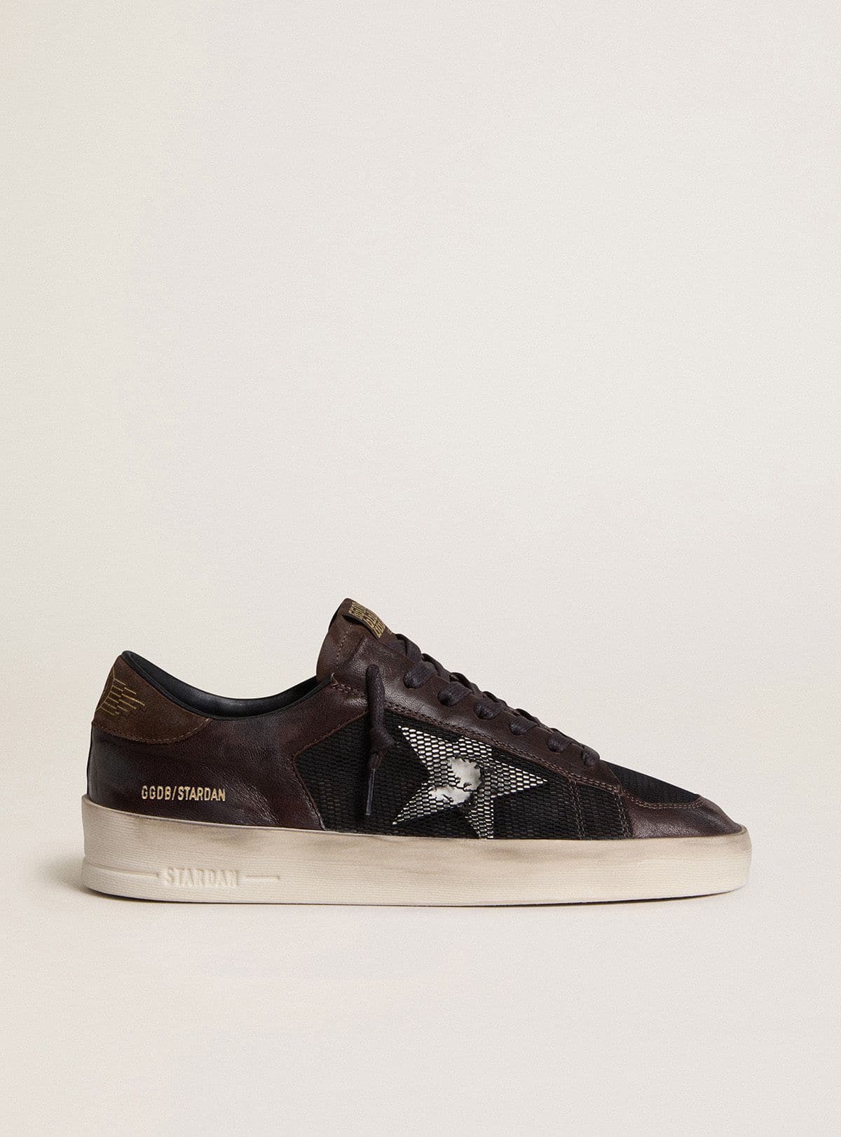 Golden Goose Stardan Uomo in Suede Marrone e Rete Nera con Stella in Pelle Bianca e Inserti in Nappa