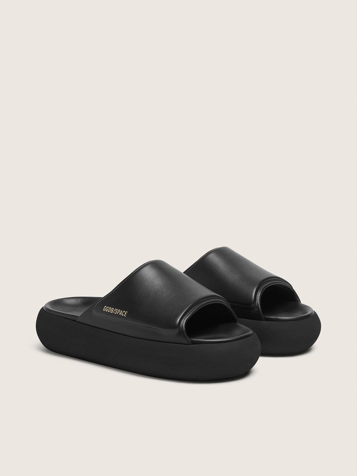 Golden Goose Ciabatte Space Star Uomo in Pelle Nera