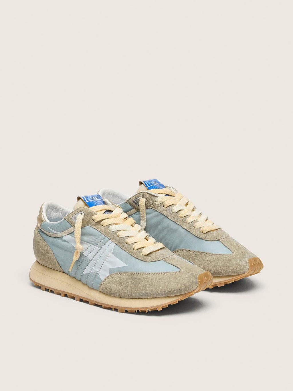 Golden Goose Marathon Uomo con Tomaia in Nylon Azzurro e Stella Azzurro Pastello