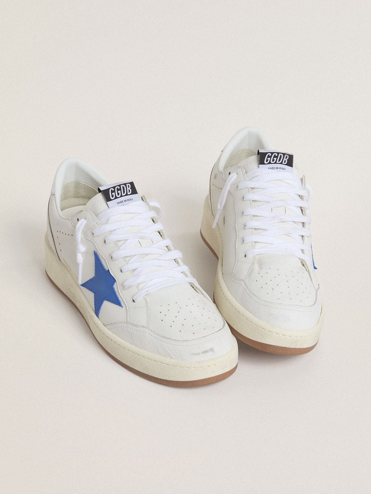 Golden Goose Ball Star con Stella in Pelle Azzurro e Talloncino in Pelle Laminata Argento