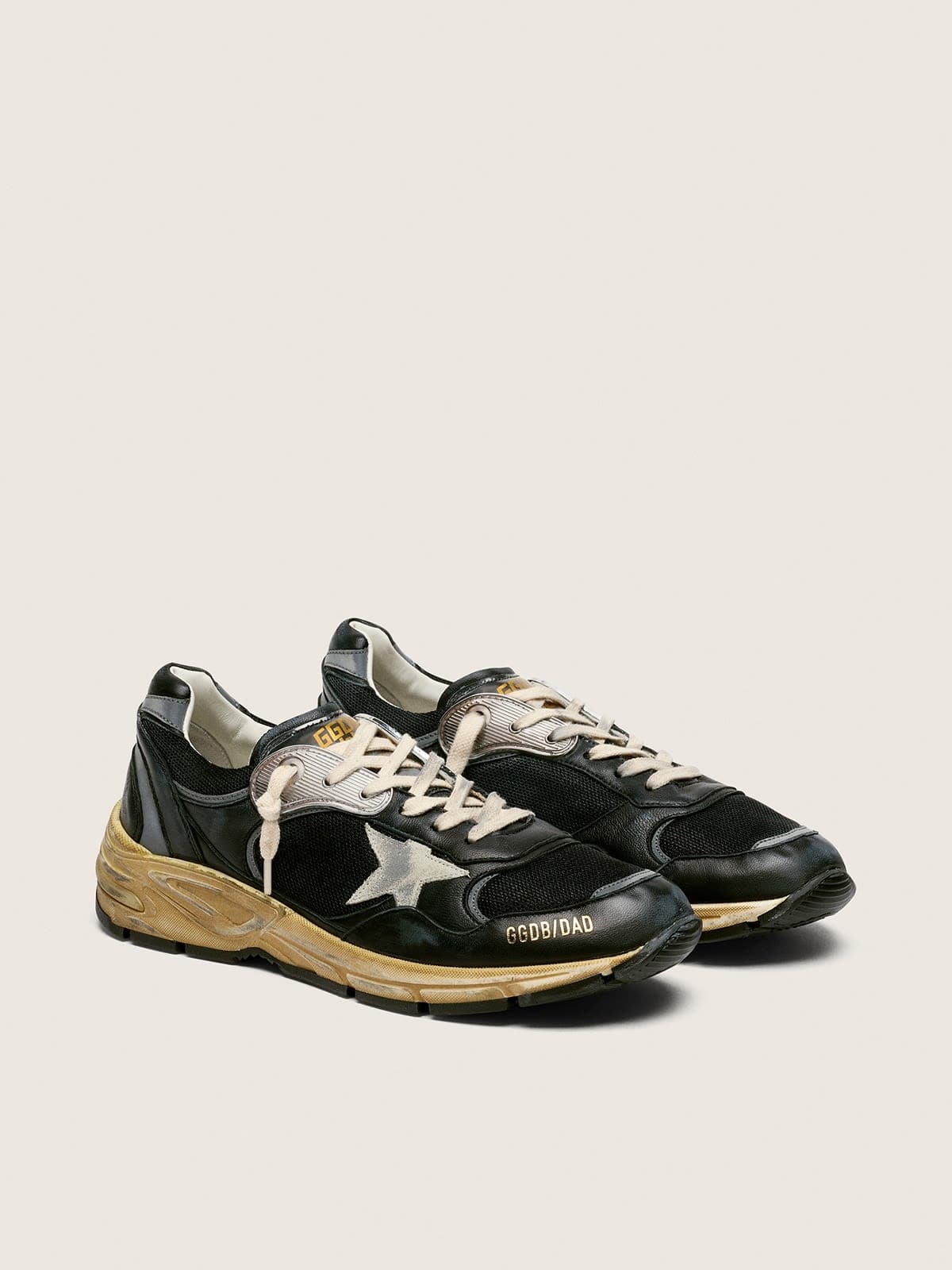 Golden Goose Dad Star Uomo in Rete e Nappa Nere e Argento con Stella Color Ghiaccio